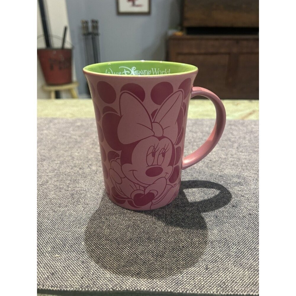 Walt Disney World Minnie Mouse Coffee Mug Pink Polka Dots  Made In Thailand